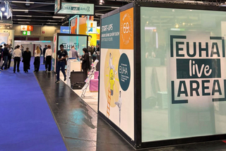 Neueste Hörsystemtechnik auf der EUHA Messestand auf der EUHA